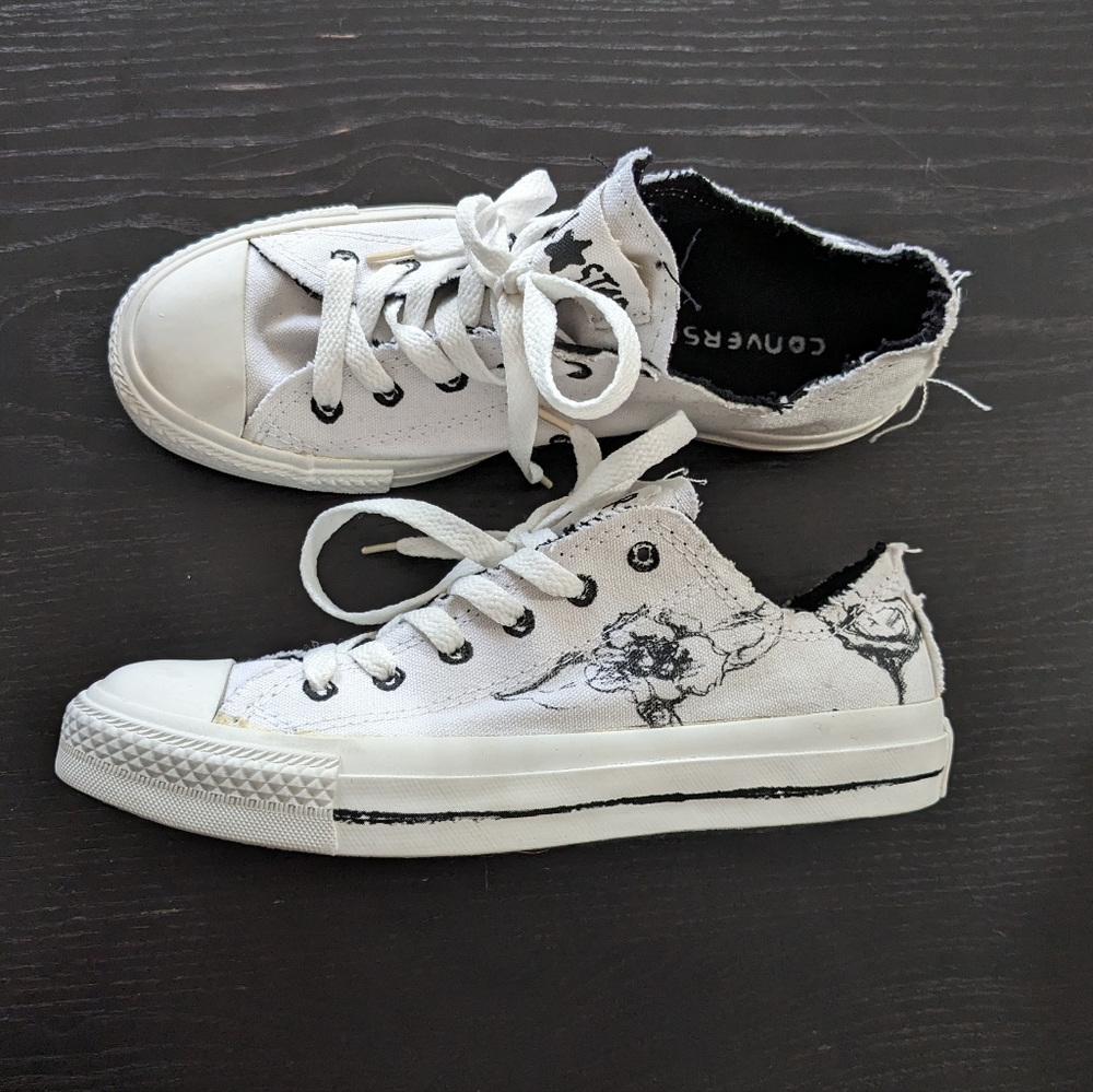 Converse All Star White and Black floral print - worn once - like new!